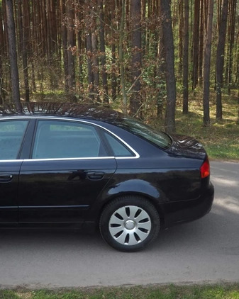 Audi A4 cena 13900 przebieg: 354300, rok produkcji 2005 z Krapkowice małe 667